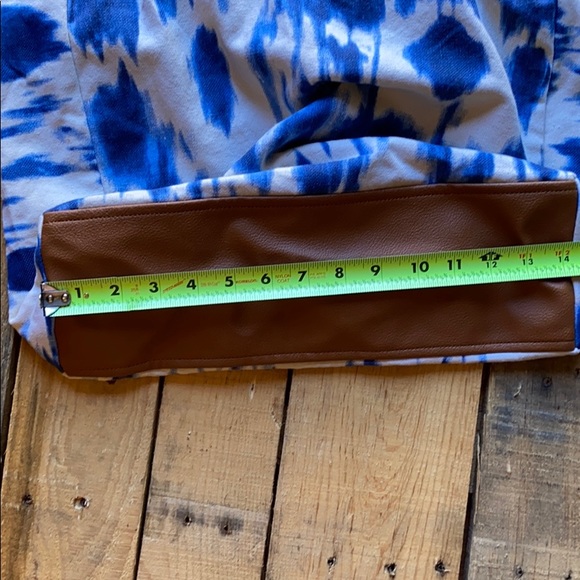 NWT Lu & Elle Blue, brown & Cream Laguna Tote - Picture 11 of 12